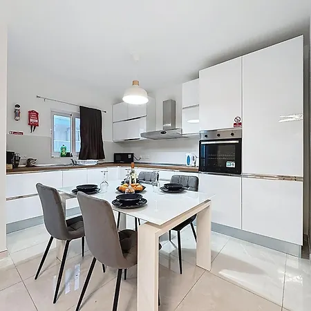 Brand New Luxury 2br 2ba Fully Ac Apartamento *