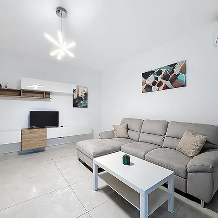 Apartamento Brand New Luxury 2br 2ba Fully Ac