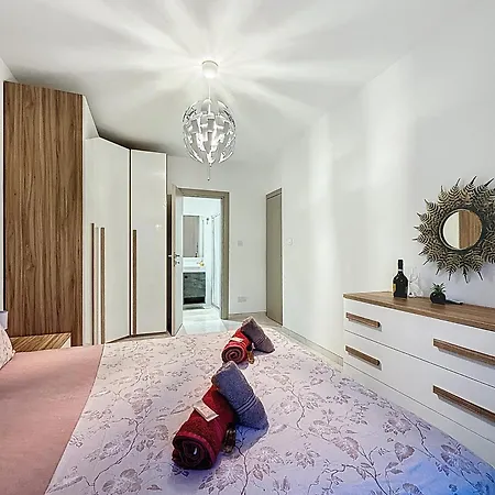 Brand New Luxury 2br 2ba Fully Ac 마르사스칼라