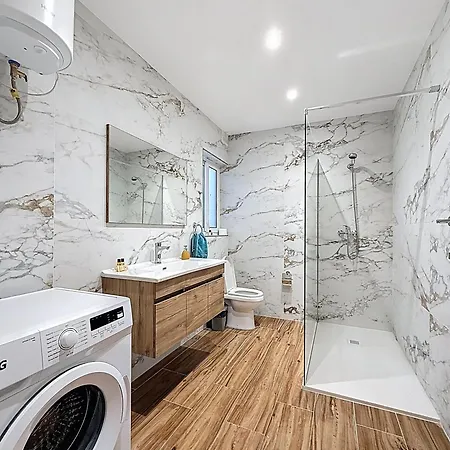 아파트 Brand New Luxury 2br 2ba Fully Ac *